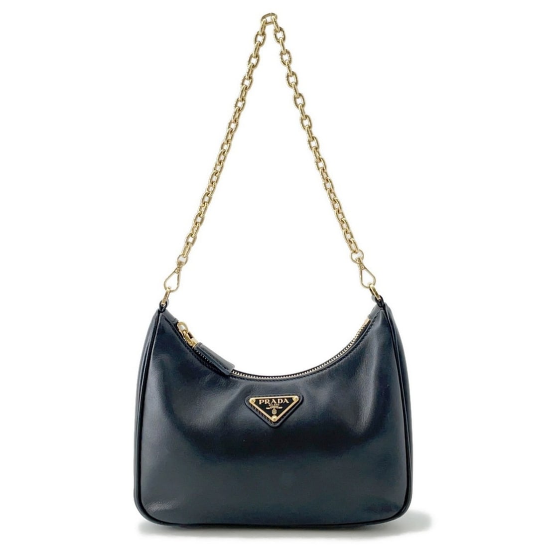 Prada Re-Edition 2005 Leather Chain Shoulder Bag 1BC204 PRADA Black: --- Catalog ---Category: SizeSize (HxWxD): 13cm x 21.5cm x 6cm / 5.11'' x 8.46'' x 2.36''Category: DesignType: Shoulder bagColor: BlackGender: WomenMaterial: Leather Category: GeneralMPN: 1BC204Brand: