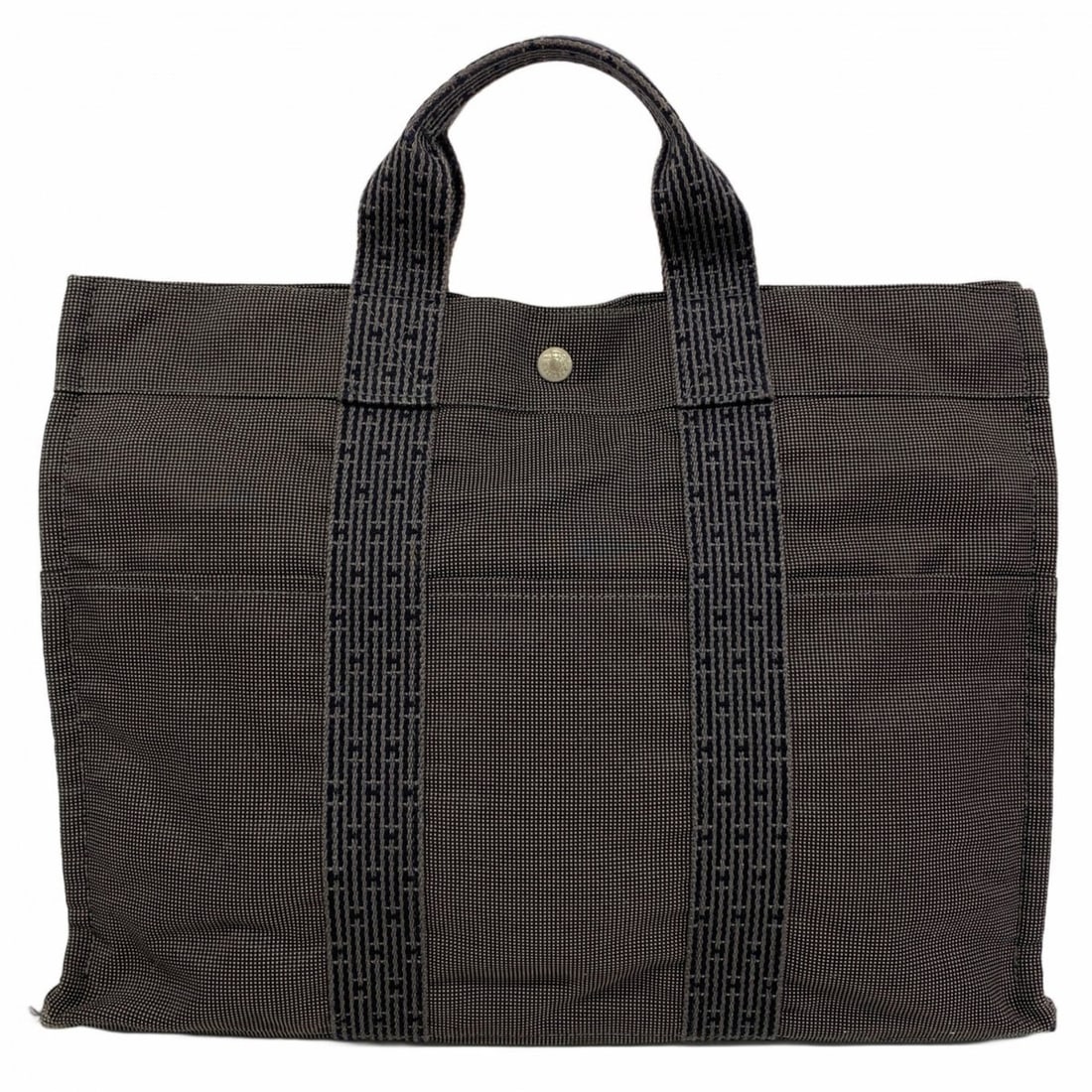 Hermes Hermès Air Line MM Tote Bag, Canvas, Gray, Men's and Women's: --- Catalog ---Category: SizeSize (HxWxD): 33cm x 43cm x 10.5cm / 12.99'' x 16.92'' x 4.13''Category: DesignType: Tote bagColor: GrayGender: Men,WomenMaterial: Canvas Hardware Color: SilverCategory: G