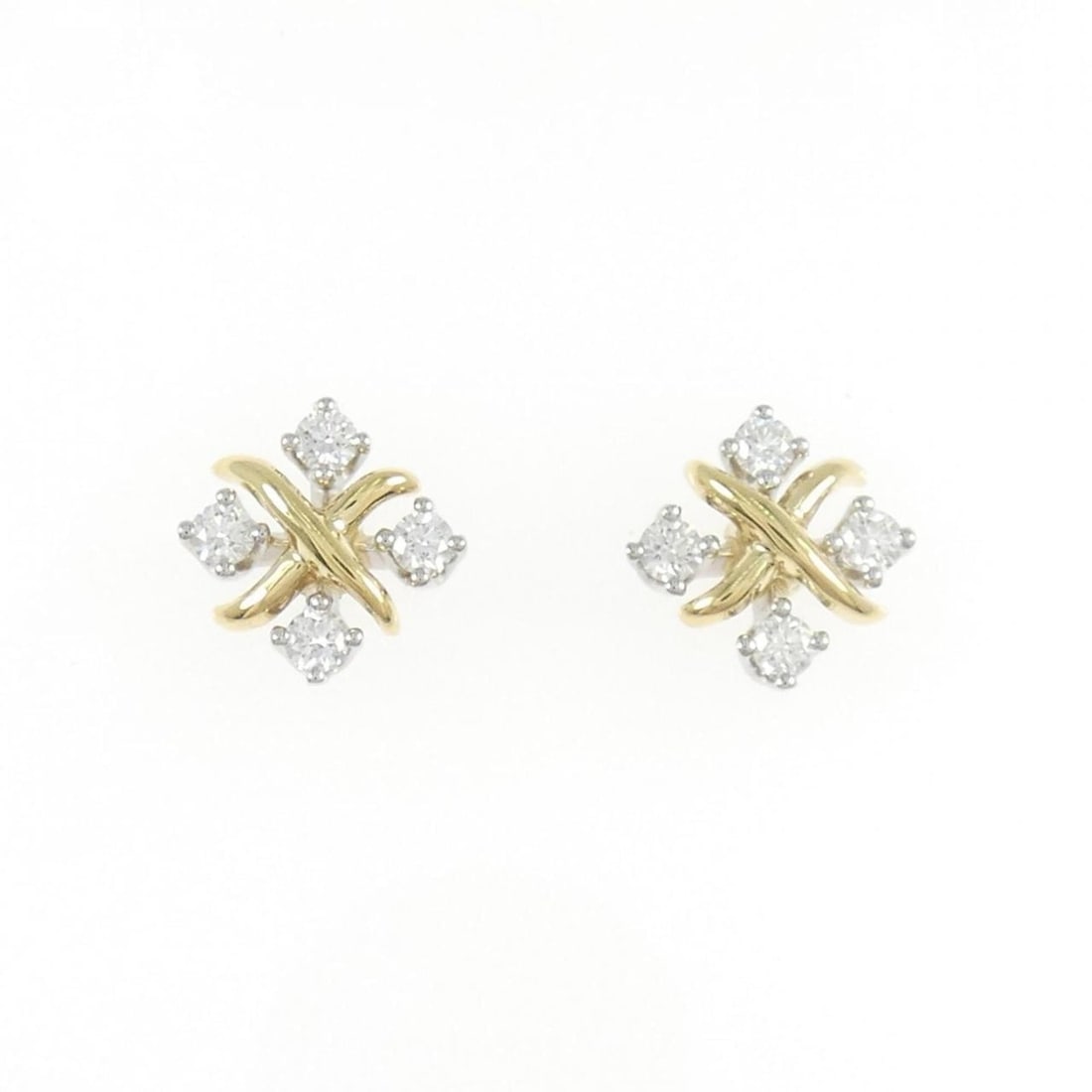 Tiffany Lynn earrings: --- Catalog ---Category: SizeSize (HxWxD): 9.70mm x 9.70mm / 0.38'' x 0.38''Category: DesignType: Stud earringsStone: DiamondGender: WomenMaterial: Platinum 950, Yellow gold (18K)Category: