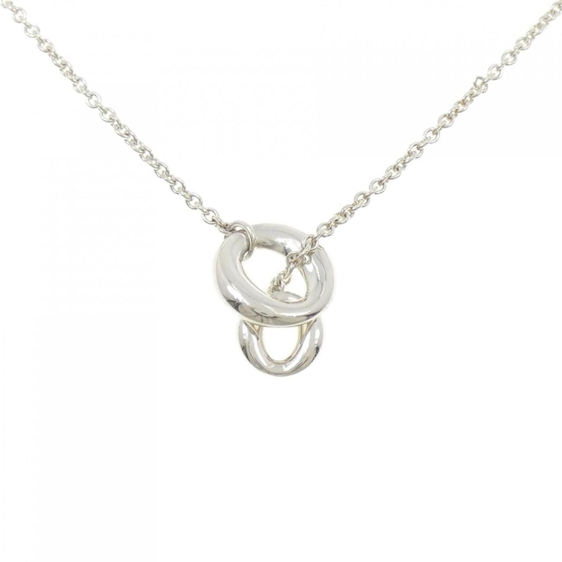 Tiffany Sebiana Necklace: --- Catalog ---Category: SizePendant Size: 13.7mm x 14.1mm / 0.53'' x 0.55''Neck Circumference: 47 cm / 18.5''Category: DesignGender: WomenMaterial: Silver 925Pendant Type: PendantNecklace Type: Neckl