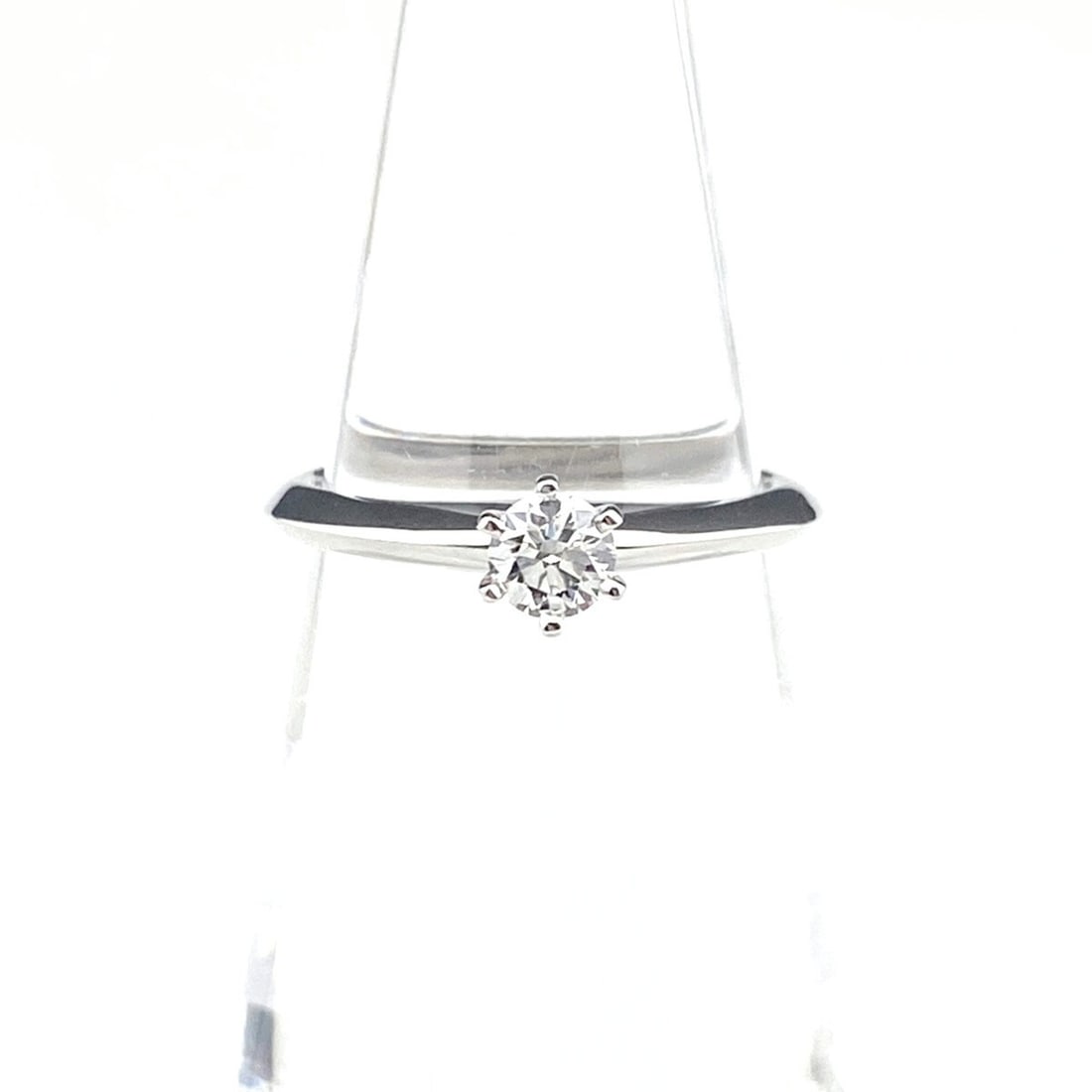 Tiffany & Co. Platinum Diamond Solitaire Ring, Pt950, Women's: --- Catalog ---Category: SizeWidth: 4.8mm / 0.19''Weight: 3.3g / 0.11oz.JP Size: 6.5US Size: 3.5Category: DesignType: Band ringStone: DiamondGender: WomenMaterial: Platinum 950Weight (ct.): 0.2Categor