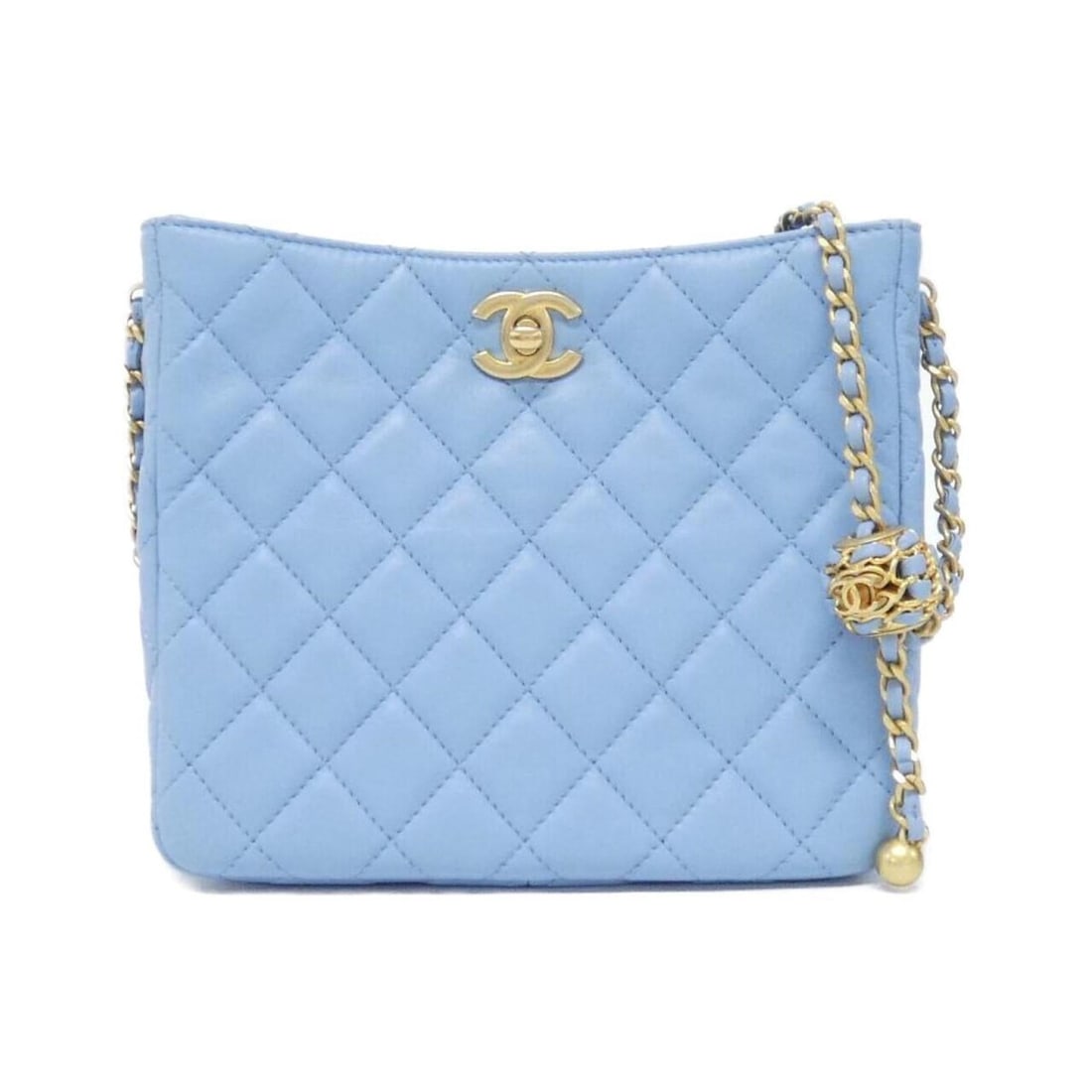 Chanel AS3259 Shoulder Bag: --- Catalog ---Category: SizeWeight: 390g / 13.75oz.Size (HxWxD): 17cm x 19cm x 9cm / 6.69'' x 7.48'' x 3.54''Strap Length: 114cm / 44.88''Category: DesignType: Shoulder bagColor: Light blueGender: