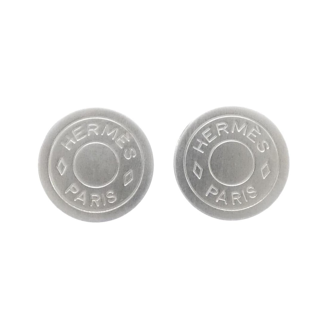 Hermes Serie earrings: --- Catalog ---Category: SizeSize (HxWxD): 19.00mm x 19.00mm / 0.75'' x 0.75''Category: DesignType: Clip earringsGender: WomenMaterial: SilverCategory: GeneralLine: SellierBrand: Hermes--- Item List -