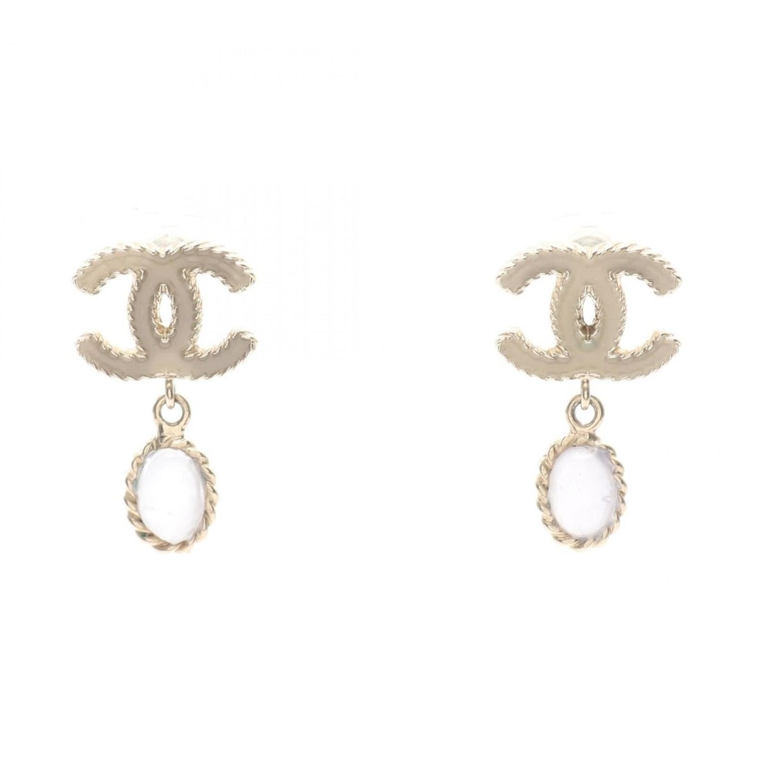 CHANEL Coco Mark Earrings, Gold Plated, Women's: --- Catalog ---Category: SizeSize (HxWxD): 28.00mm x 15.00mm / 1.10'' x 0.59''Category: DesignType: Stud earringsColor: GoldGender: WomenMaterial: Gold platingCategory: GeneralBrand: Chanel--- Item Li