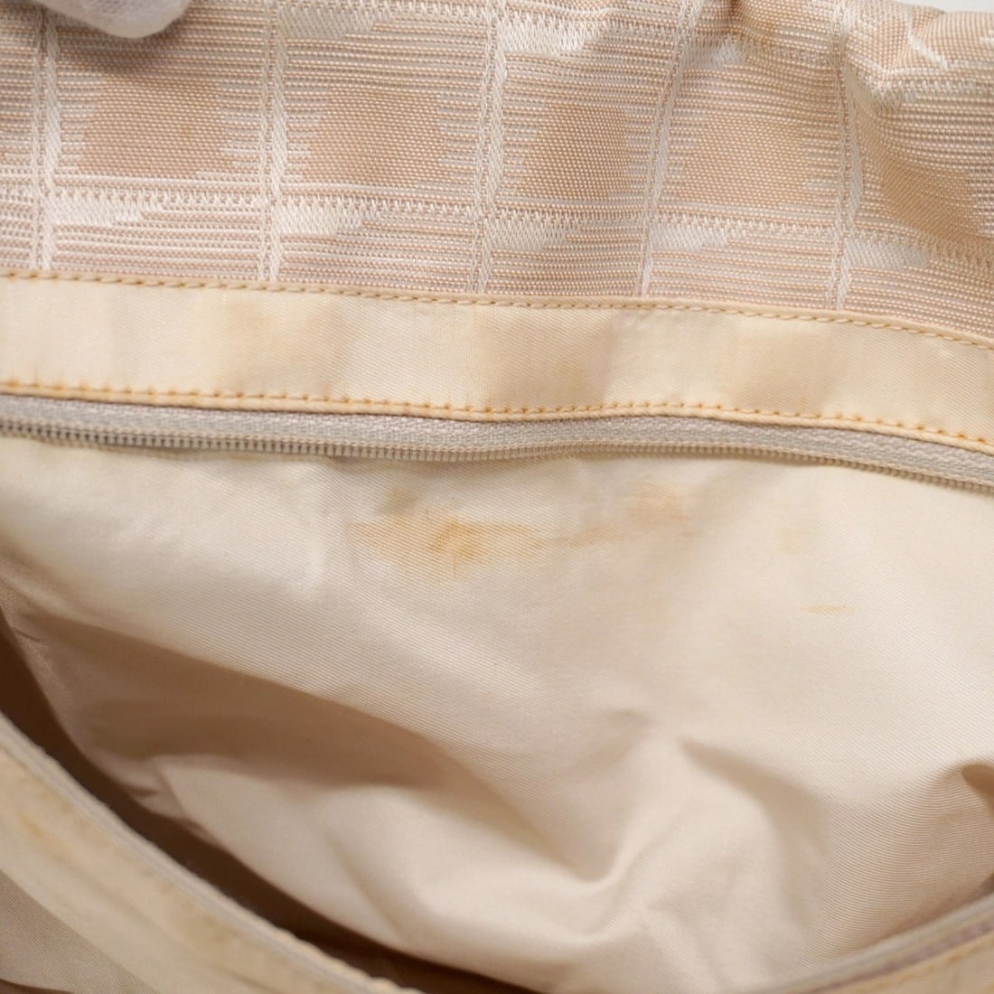 Chanel John Parisian Ring - 10