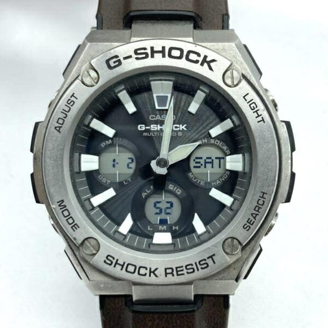 Casio G-SHOCK G-STEEL GST-W130L-1AJF Radio-Controlled Solar Watch in Black, Silver, and Brown: --- Catalog ---Category: SizeWrist Size: 20cm / 7.87''Case Diameter: 50mm / 1.97''Category: DesignType: WristwatchGender: MenCategory: GeneralBrand: CasioCategory: MovementMovement: Radio wave control