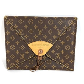 LOUIS VUITTON Unknown Monogram Classic Logo Pouch/Clutch Bag in Canvas, Brown, for Men and Women