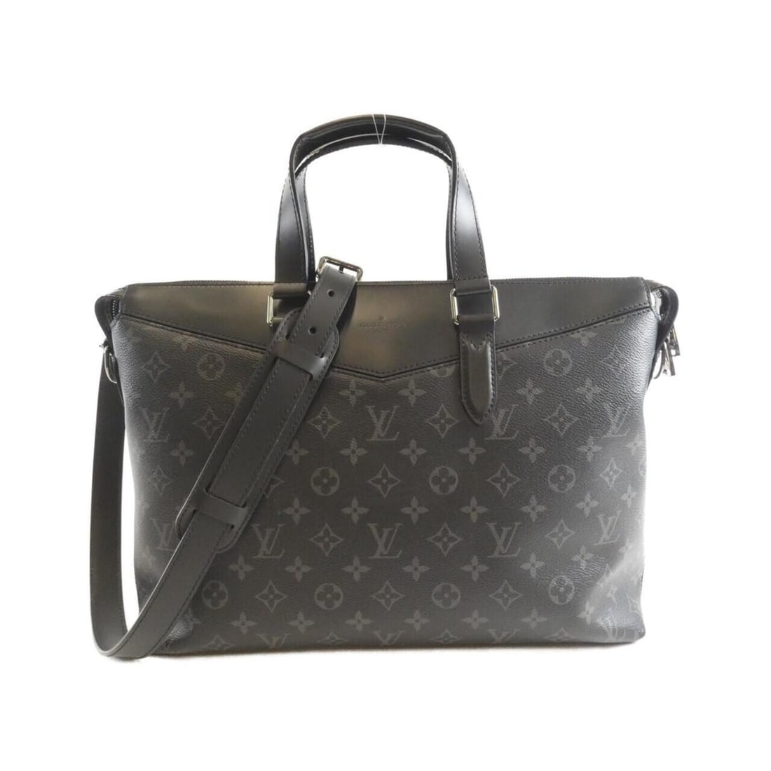 Louis Vuitton Monogram Eclipse Briefcase Explorer M40566 Handbag: --- Catalog ---Category: SizeWeight: 960g / 2.11lb.Size (HxWxD): 29cm x 39cm x 10cm / 11.41'' x 15.35'' x 3.93''Strap Length: 117cm - 129cm / 46.06'' - 50.78''Handle Length: 29cm / 11.41''Category: De