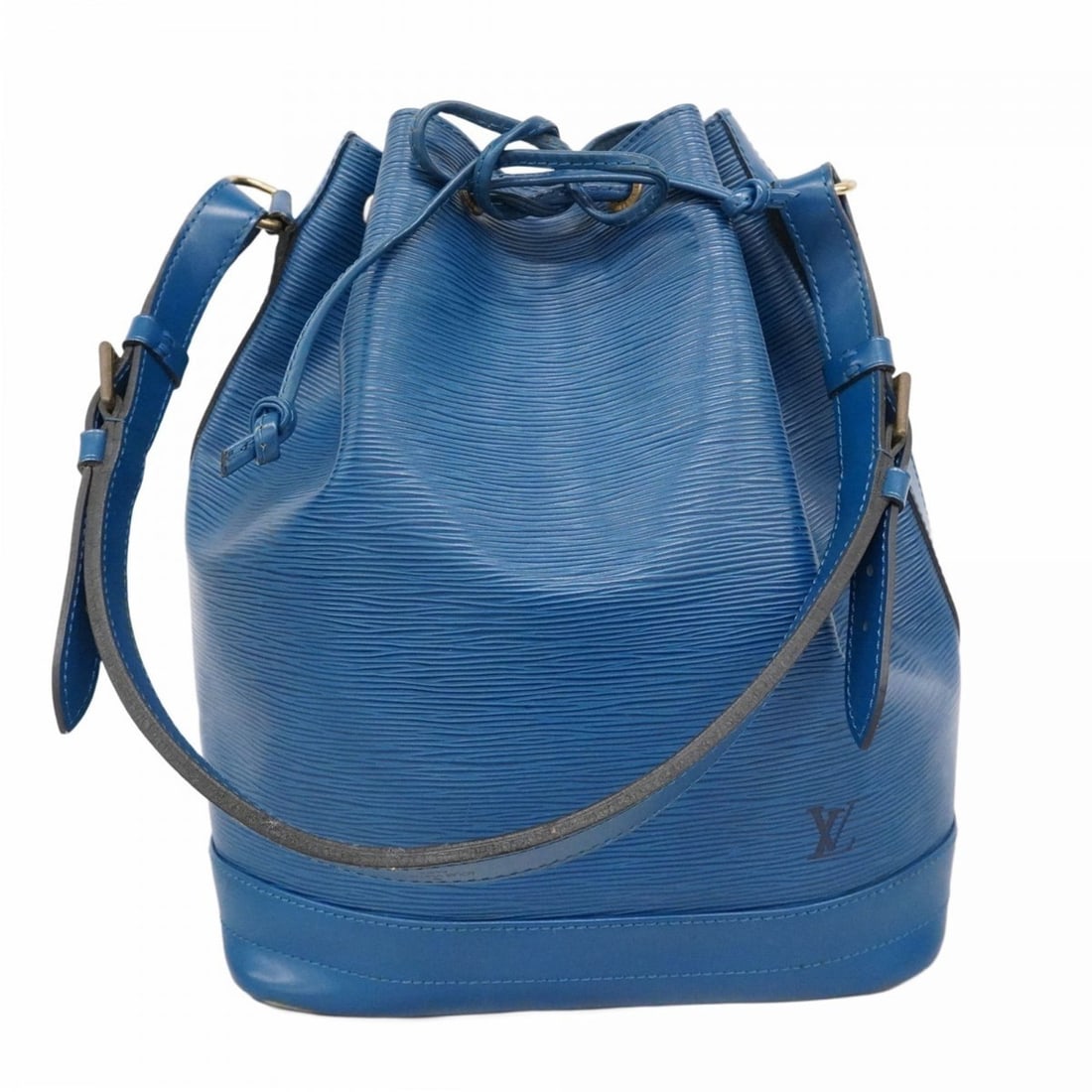 Louis Vuitton Epi Noe Shoulder Bag M44005 Toledo Blue for Women: --- Catalog ---Category: SizeSize (HxWxD): 33cm x 26.5cm x 19.5cm / 12.99'' x 10.43'' x 7.67''Category: DesignType: Shoulder bagColor: Toledo blueGender: WomenCategory: GeneralMPN: M44005Brand: Louis
