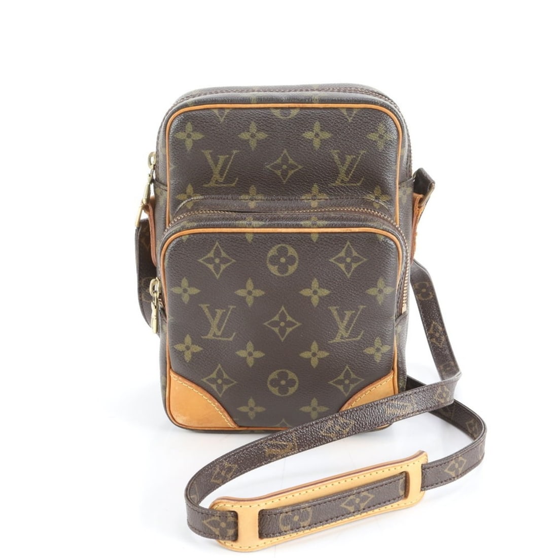 Louis Vuitton Monogram Amazon M45236 Leather Shoulder/Crossbody Bag, Brown, Women's: --- Catalog ---Category: SizeSize (HxWxD): 22cm x 15cm x 5.5cm / 8.66'' x 5.9'' x 2.16''Category: DesignType: Shoulder bagColor: BrownGender: WomenMaterial: Cuir Ombre leather , Coated canvas Category