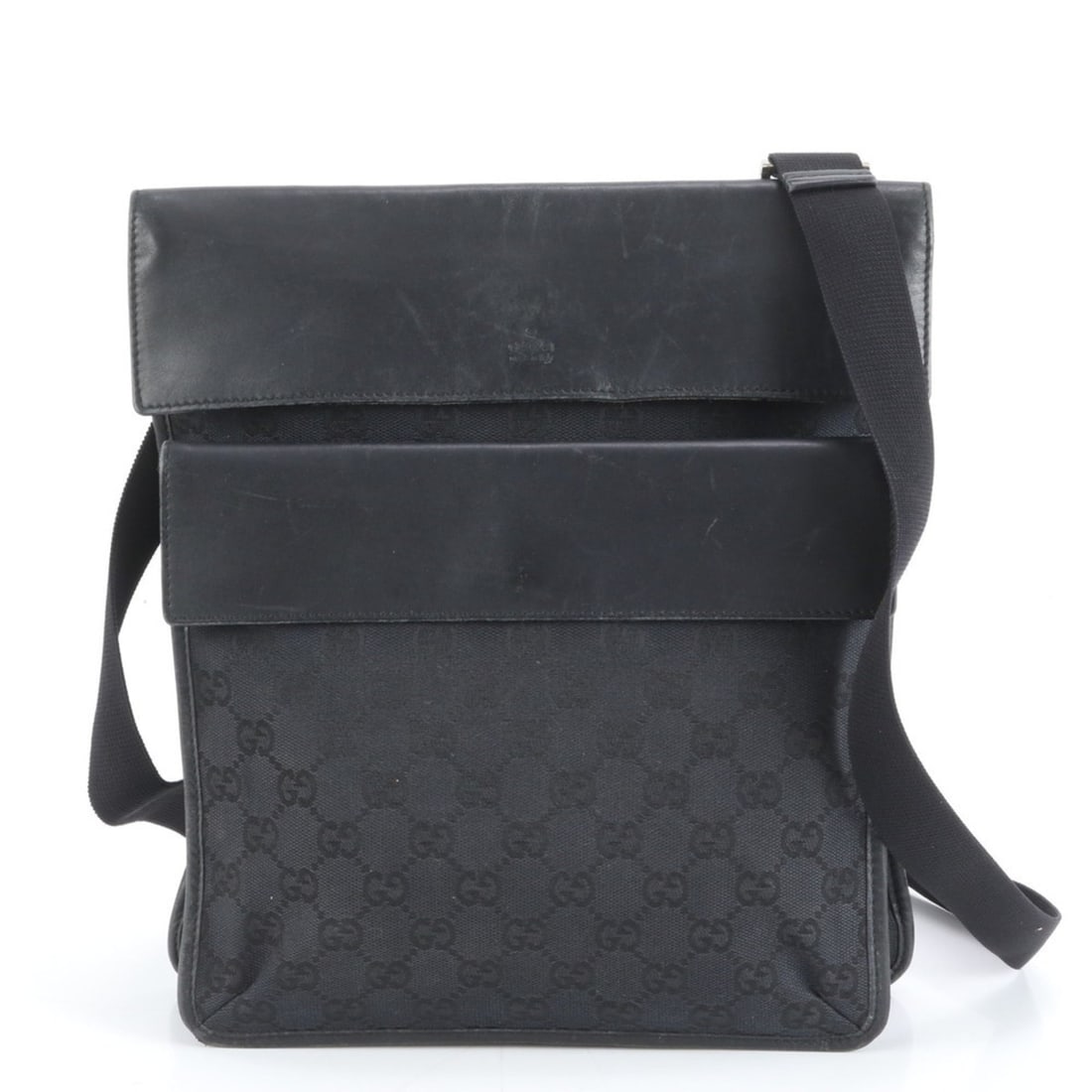 Gucci GG Canvas 019 0489 Leather Shoulder Bag Messenger Black Men's: --- Catalog ---Category: SizeSize (HxWxD): 28cm x 26cm x 5cm / 11.02'' x 10.23'' x 1.96''Category: DesignType: Shoulder bagColor: BlackGender: MenMaterial: Leather , Canvas Category: GeneralMPN: 019 0