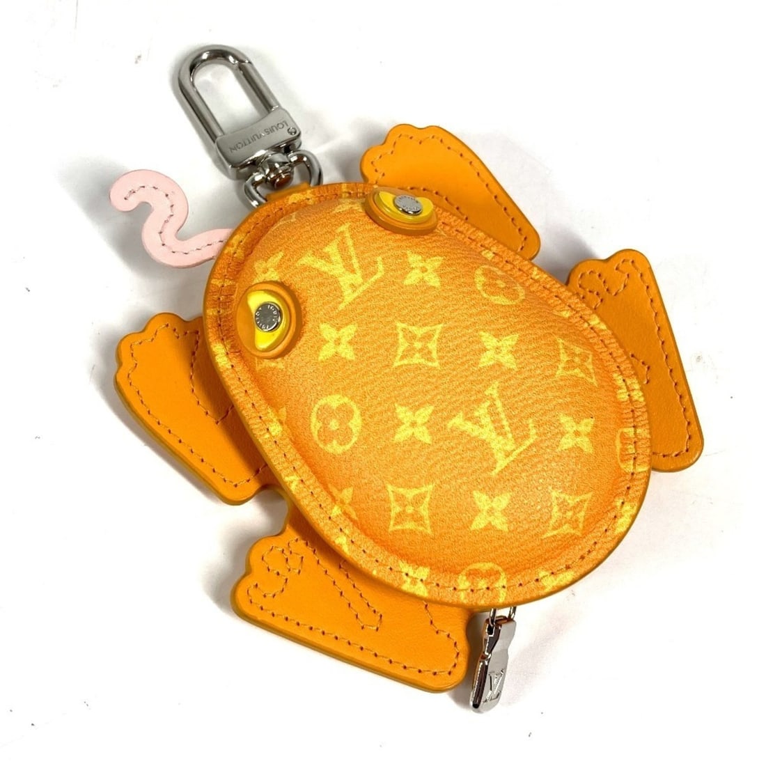 LOUIS VUITTON M02215 Monogram Bag Charm - LV Frog Charm, Earphone Case, Wallet/Coin Keychain,: --- Catalog ---Category: DesignType: KeyringColor: YellowGender: Men,WomenMaterial: Leather, MonogramCategory: GeneralMPN: M02215Brand: Louis VuittonCountry of Origin: Italy--- Item List ---Section: C