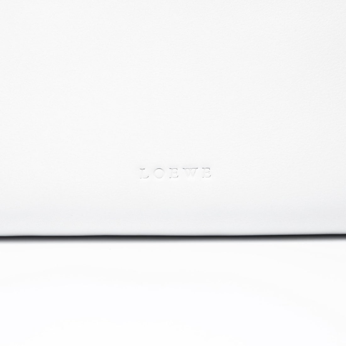 LOEWE Leather Pouch White - 9