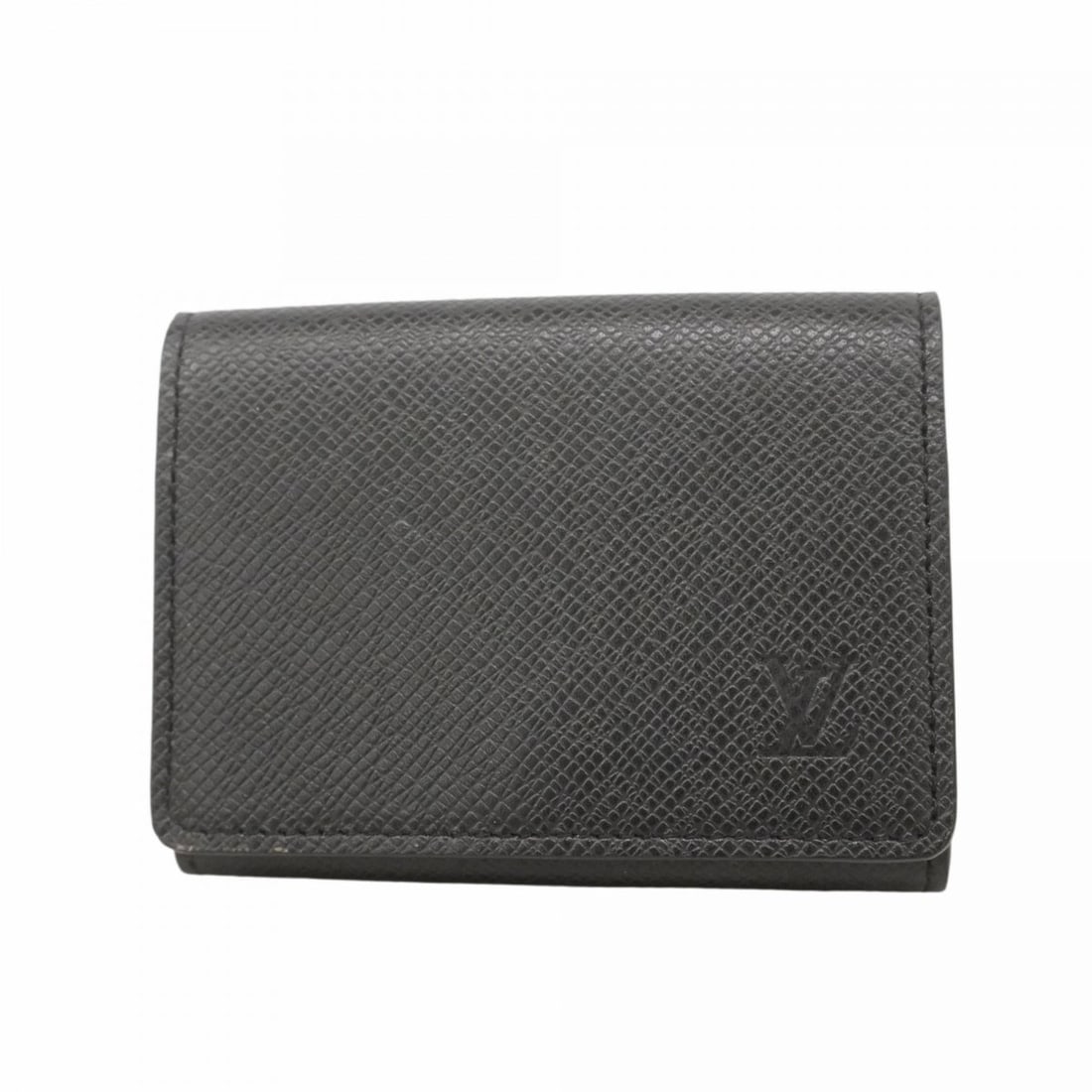 Louis Vuitton Taiga Envelope Carte de Visite Business Card Case M64595 Black Men's: --- Catalog ---Category: DesignType: Card caseColor: BlackGender: MenCategory: GeneralMPN: M64595Brand: Louis VuittonCategory: Physical PropertiesSize (HxWxD): 8cm x 10.5cm x 2cm / 3.14'' x 4.13'' x 0