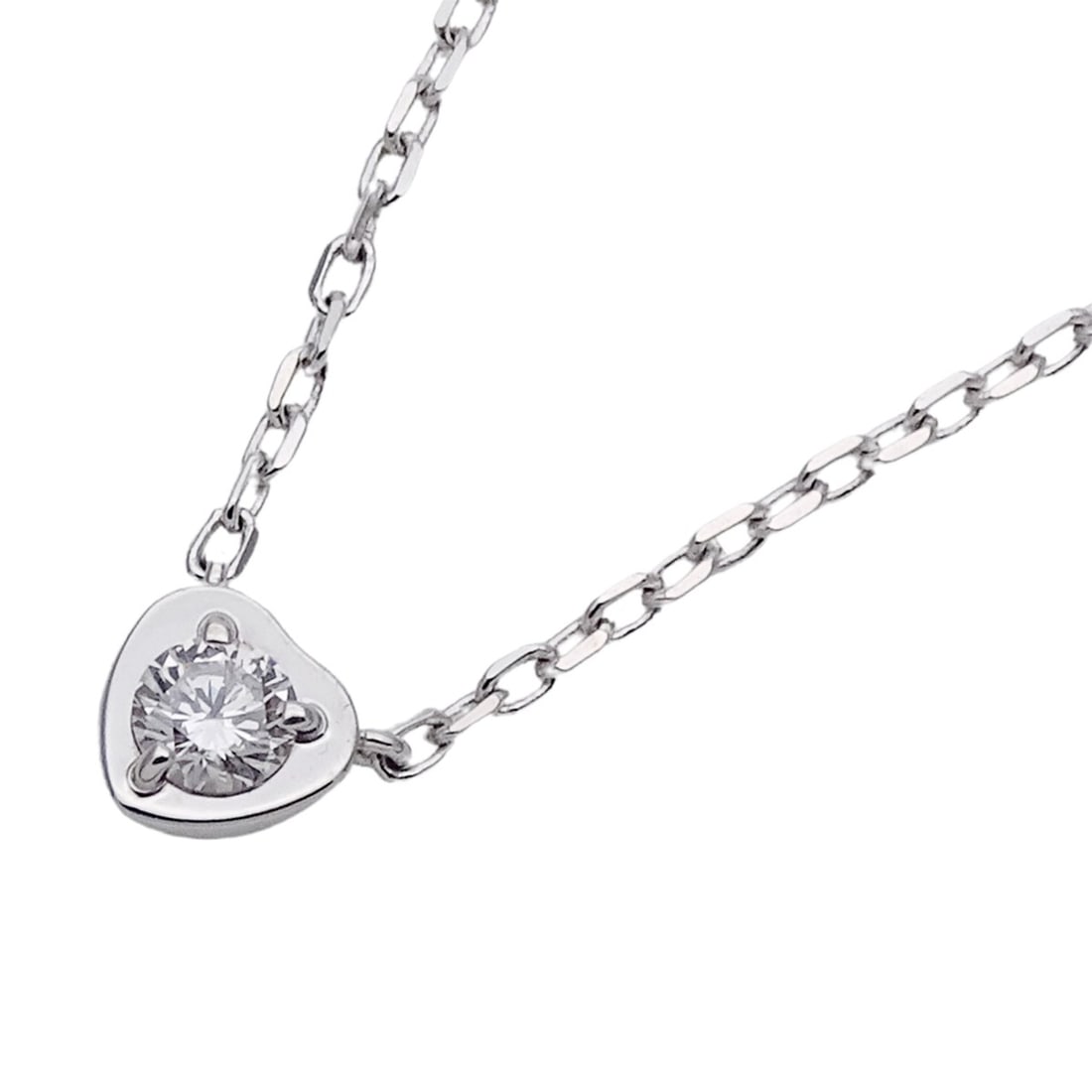 Cartier Women's Necklace, 750WG, 1 Diamond, Diamant Léger Heart, White Gold, Polished: --- Catalog ---Category: SizePendant Size: 5.2mm x 5.3mm / 0.2'' x 0.2''Neck Circumference: 38 cm - 41 cm / 14.96'' - 16.14''Category: DesignColor: White goldStone: DiamondGender: WomenMaterial: White