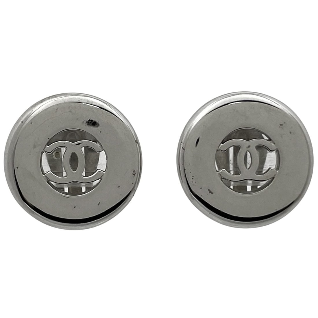 CHANEL Coco Mark Round Earrings with CC Mark, Silver Plated, Women's: --- Catalog ---Category: SizeDiameter: 23mm / 0.9''Category: DesignType: Clip earringsColor: SilverGender: WomenCategory: GeneralBrand: Chanel--- Item List ---Section: ConditionRanking: Rank AB Used -
