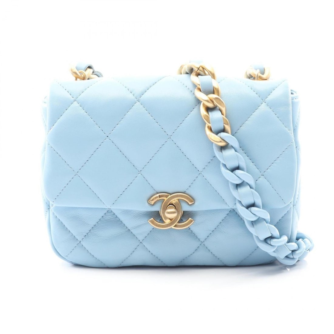 CHANEL Matelasse Shoulder Bag, Lambskin Leather, Women's, Blue: --- Catalog ---Category: SizeSize (HxWxD): 14cm x 18cm x 5cm / 5.51'' x 7.08'' x 1.96''Category: DesignType: Shoulder bagColor: BlueGender: WomenMaterial: Leather Leather/Fur Type: LambskinCategory: G