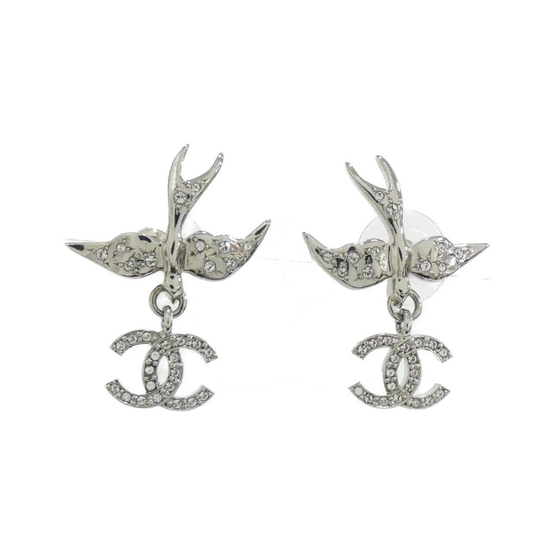 Chanel ABF759 earrings: --- Catalog ---Category: SizeSize (HxWxD): 30.00mm x 25.00mm / 1.18'' x 0.98''Category: DesignType: Stud earringsColor: Clear, SilverGender: WomenMaterial: SilverCategory: GeneralMPN: ABF759Brand: