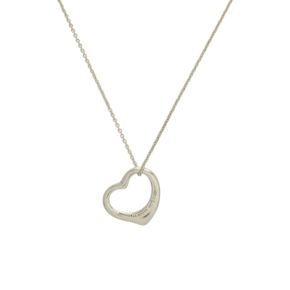 Excellent condition Tiffany Open Heart Elsa Peretti Sterling Silver Necklace 1078: --- Catalog ---Category: SizePendant Size: 15mm x 15mm / 0.59'' x 0.59''Neck Circumference: 40 cm / 15.74''Category: DesignColor: SilverGender: WomenMaterial: Silver 925Necklace Type: NecklaceCategory
