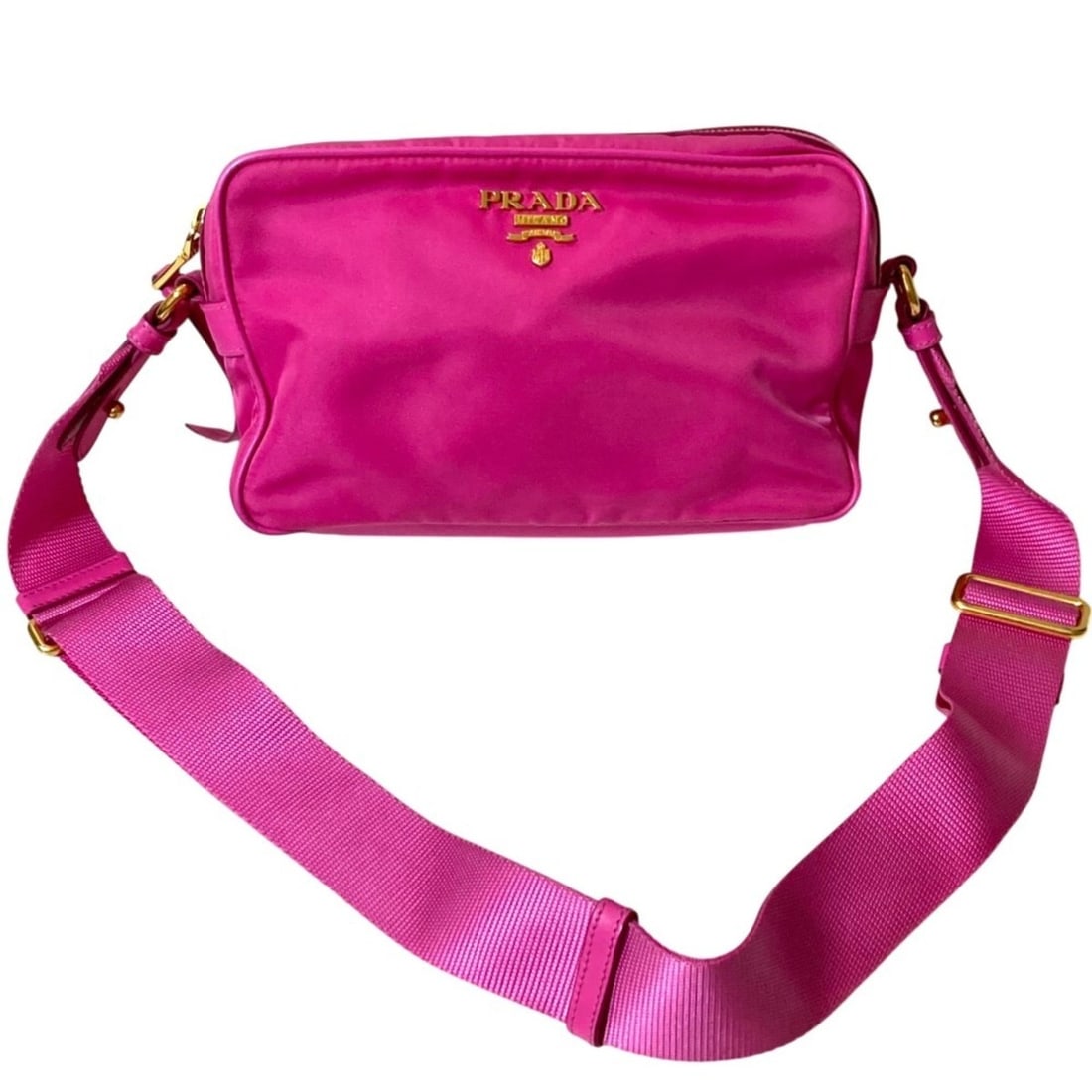 PRADA Prada Nylon Canvas Shoulder Bag 1BH089 Pink Women's: --- Catalog ---Category: SizeSize (HxWxD): 15cm x 22cm x 7.5cm / 5.9'' x 8.66'' x 2.95''Category: DesignType: Shoulder bagColor: PinkGender: WomenMaterial: Nylon canvas Category: GeneralMPN: 1BH089Bra