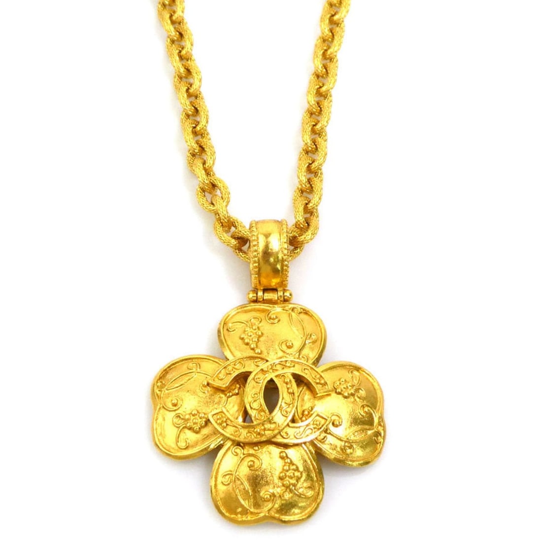 CHANEL Coco Mark Metal Gold Necklace for Women e61372j: --- Catalog ---Category: SizePendant Size: 65mm x 50mm / 2.55'' x 1.96''Neck Circumference: 58 cm / 22.83''Category: DesignColor: GoldGender: WomenMaterial: MetalNecklace Type: NecklaceCategory: Gener