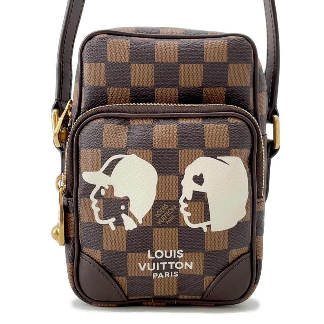 Louis Vuitton Damier Friendship Shoulder Bag, Amazon N40768, Pharrell Williams/NIGO 2025: --- Catalog ---Category: SizeWeight: 370g / 13.05oz.Size (HxWxD): 19cm x 13cm x 8cm / 7.48'' x 5.11'' x 3.14''Strap Length: 111cm - 129cm / 43.7'' - 50.78''Category: DesignType: Shoulder bagColor: Bro