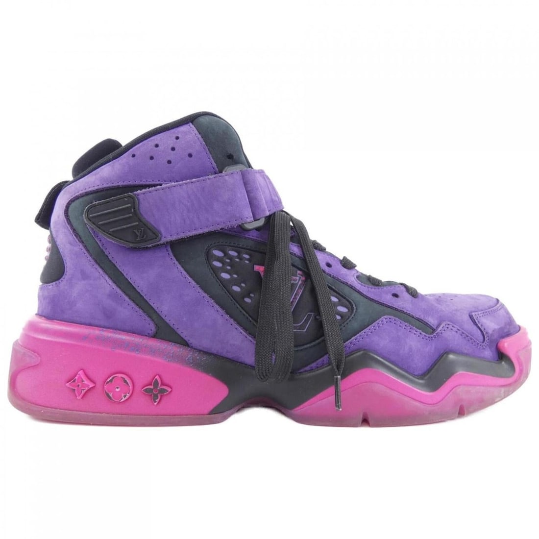 Louis Vuitton sneakers (1 of 16)