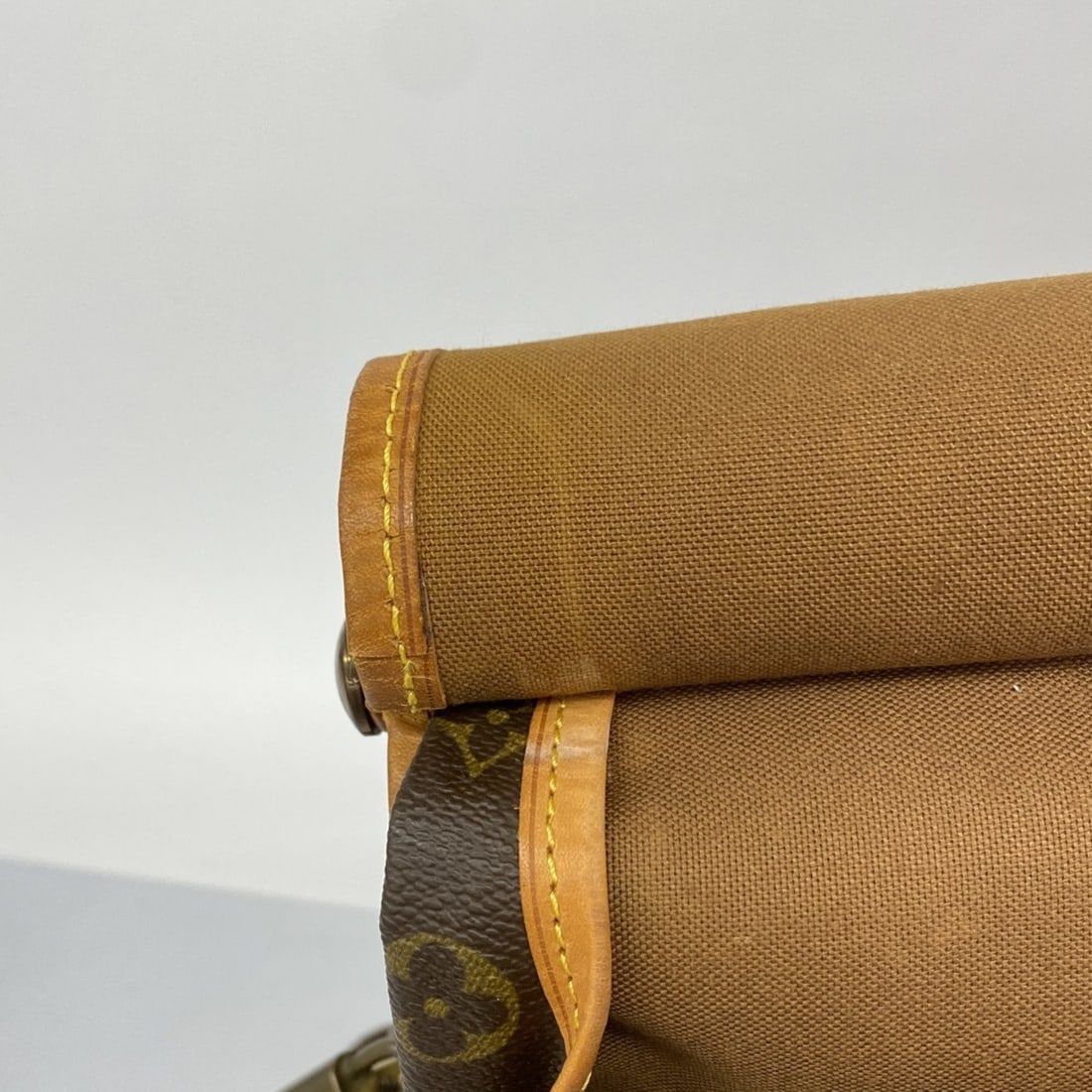 Cartier C de Cufflinks - 13