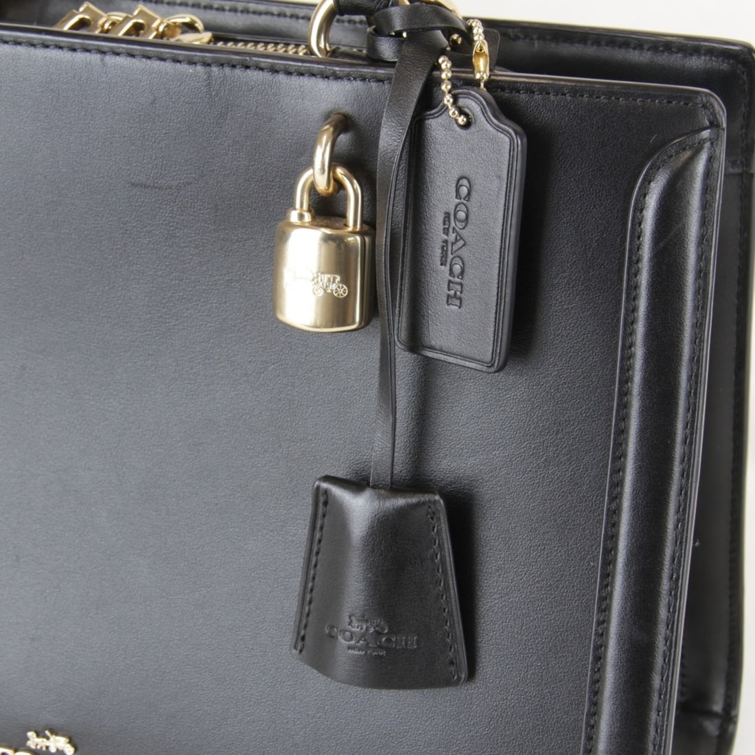 Chanel earrings - 12