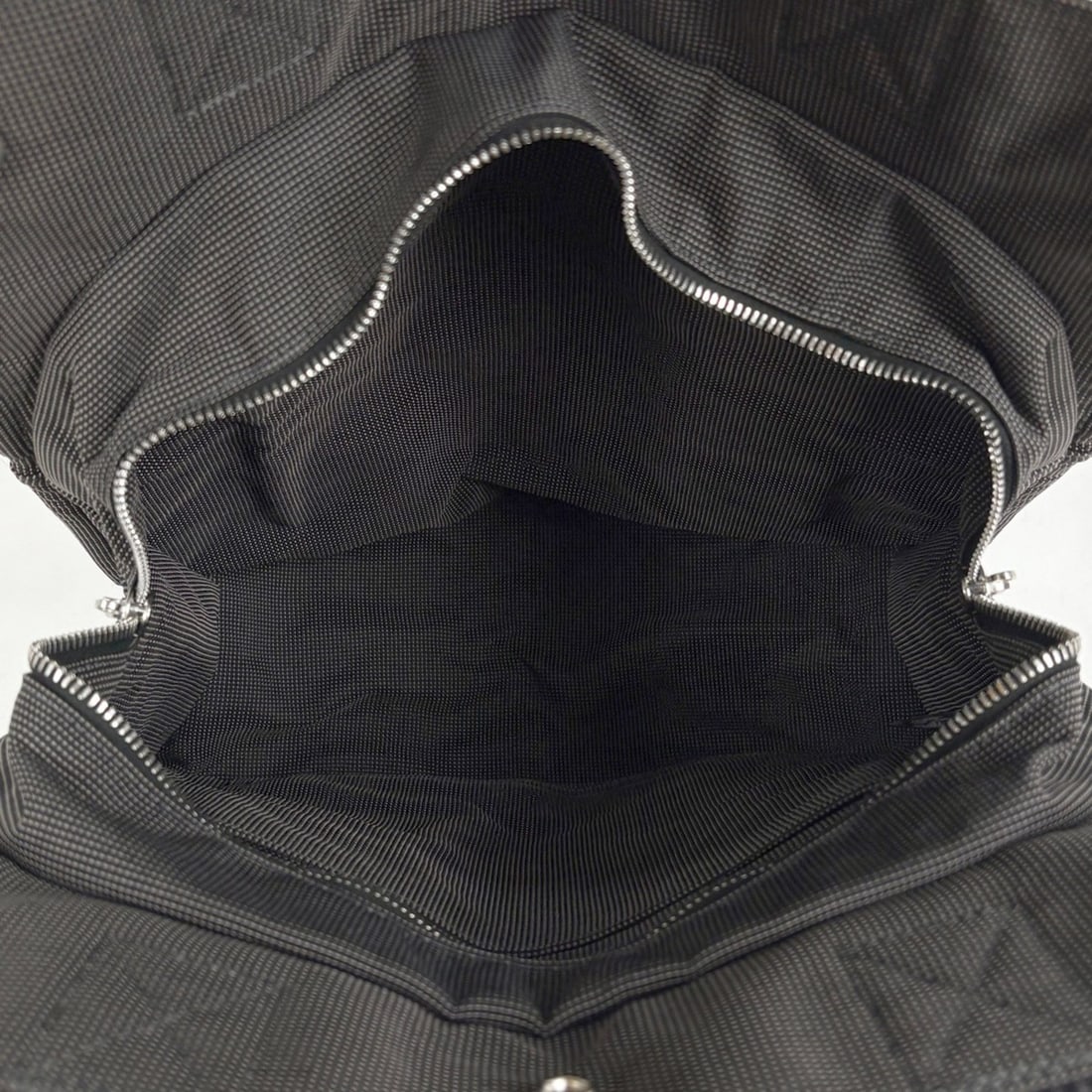 Chanel 20993 Shoulder Bag - 8