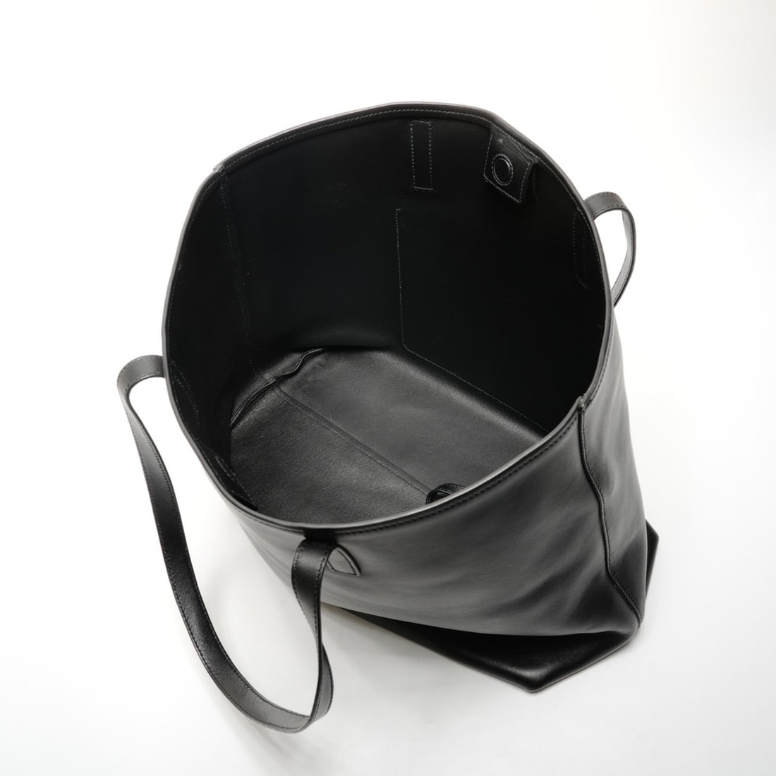 Louis Vuitton Monogram Excursion M41450 Handbag - 12