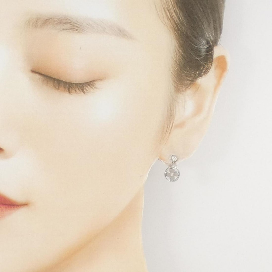 Louis Vuitton Puce Monogram Idylle Earring (Single) - 4