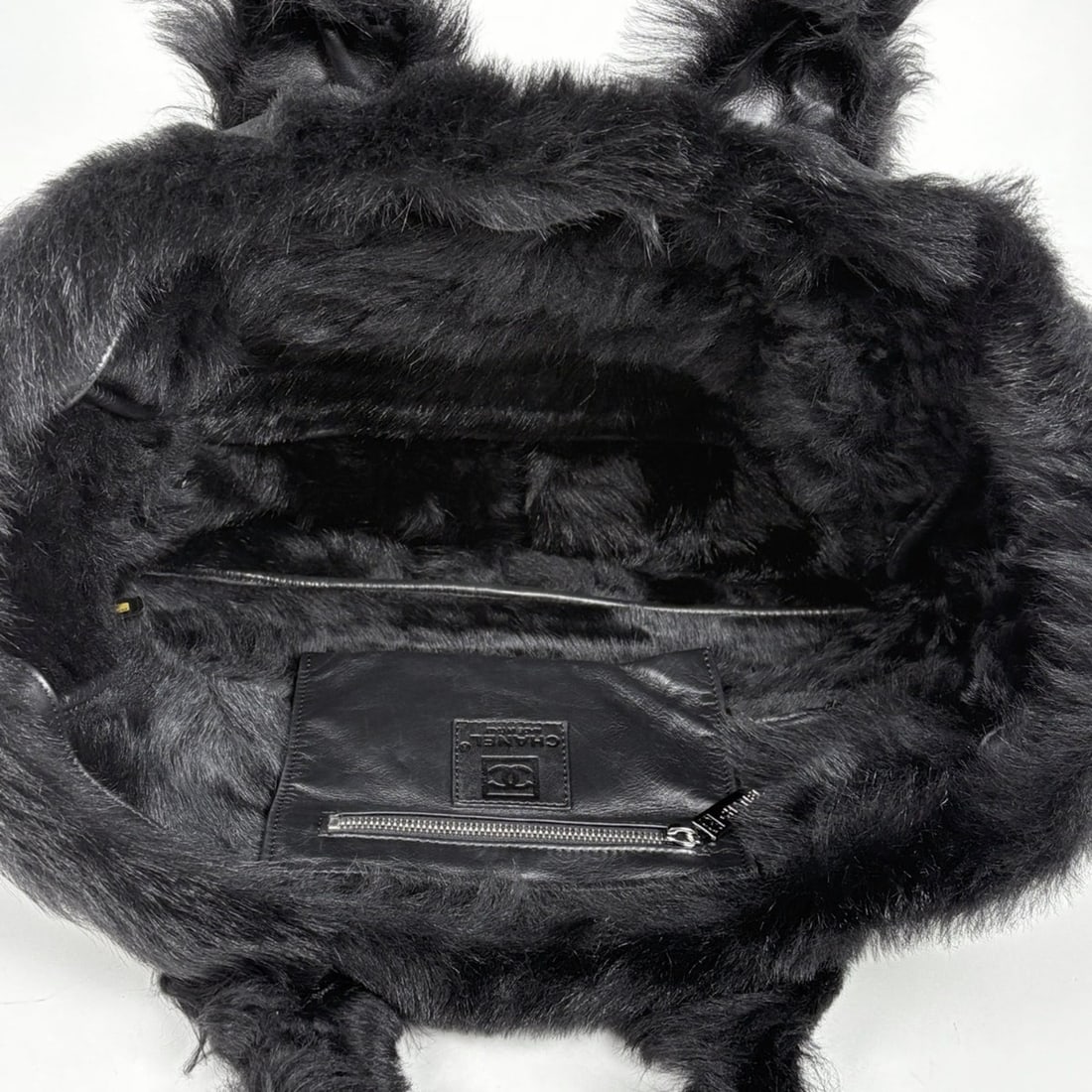 Louis Vuitton Monogram Eclipse Rainbow Trunk Case M20186 Shoulder Bag - 10