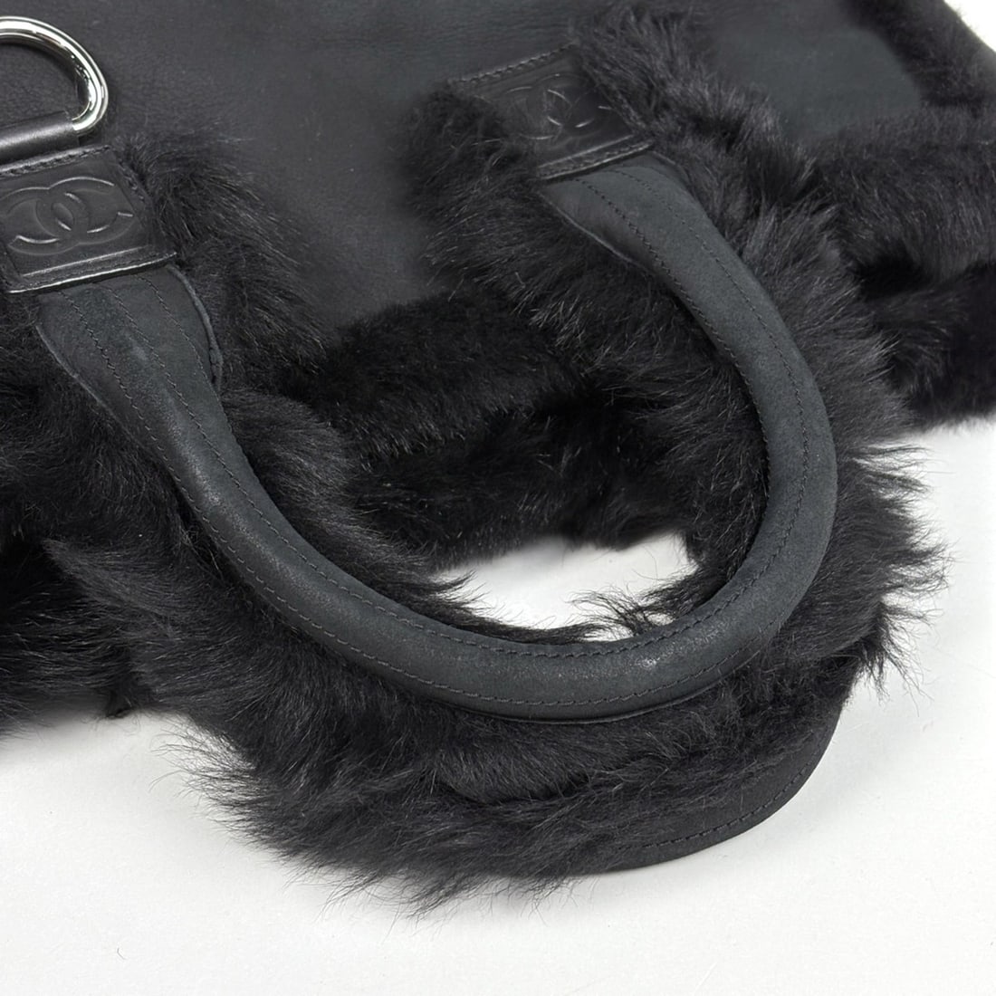 Louis Vuitton Monogram Eclipse Rainbow Trunk Case M20186 Shoulder Bag - 8