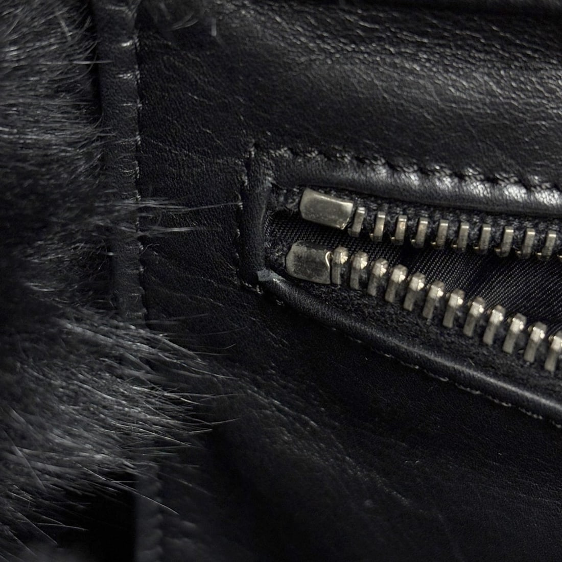 Louis Vuitton Monogram Eclipse Rainbow Trunk Case M20186 Shoulder Bag - 9