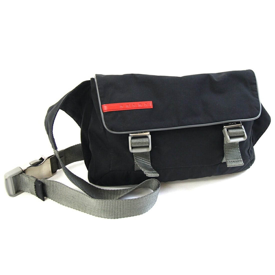 Pradasports Prada Sport 4VA573 Black Nylon Waist Bag for Men and Women: --- Catalog ---Category: SizeSize (HxWxD): 16cm x 25cm / 6.29'' x 9.84''Category: DesignType: Sling bagColor: BlackGender: Men,WomenMaterial: Nylon Category: GeneralMPN: 4VA573Brand: PradaCountry of