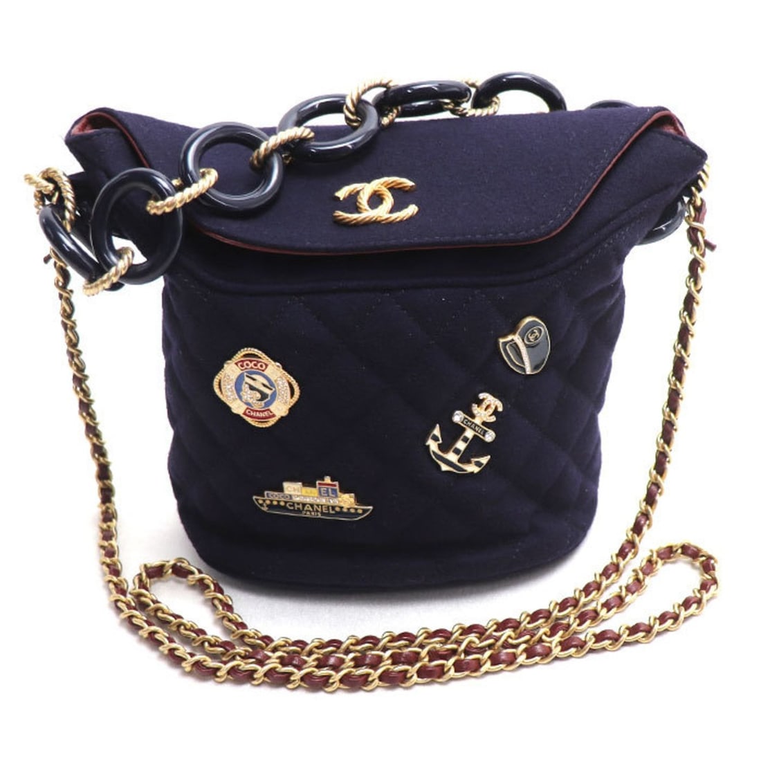 CHANEL Paris Hamburg Chain Shoulder Bag, Navy, A57868, Women's: --- Catalog ---Category: SizeSize (HxWxD): 15cm x 16cm x 10.5cm / 5.9'' x 6.29'' x 4.13''Category: DesignType: Shoulder bagColor: NavyGender: WomenMaterial: Wool , Leather Leather/Fur Type: LambskinCa