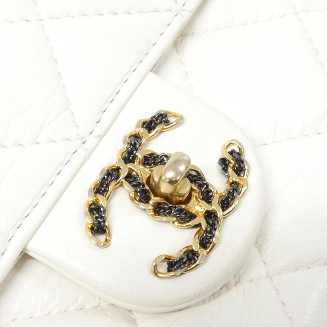 Chanel shoulder bag - 7