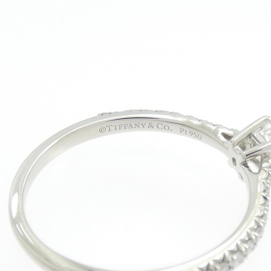 Tiffany Novo Ring 0.29CT E VS2 - 4