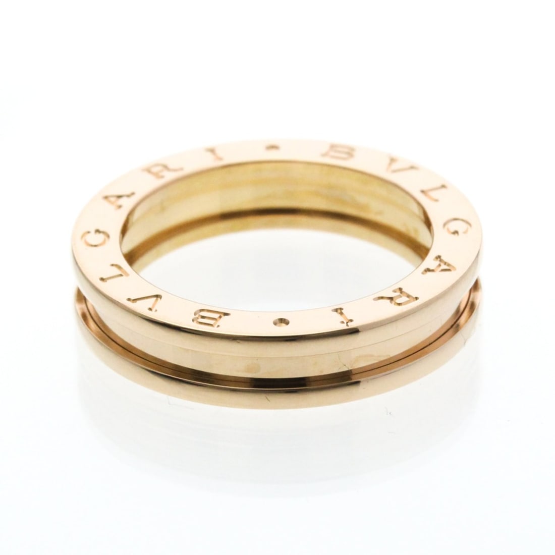 Bvlgari B.zero1 Ring XS Pink Gold (18K) Fashion No Stone Band Ring Pink Gold: --- Catalog ---Category: SizeWidth: 4.8mm / 0.19''Weight: 7.9g / 0.27oz.JP Size: 15US Size: 7 1/4Brand Size: 55Category: DesignType: Band ringColor: Pink goldMetal: GoldStone: No StoneStyle: FashionGe