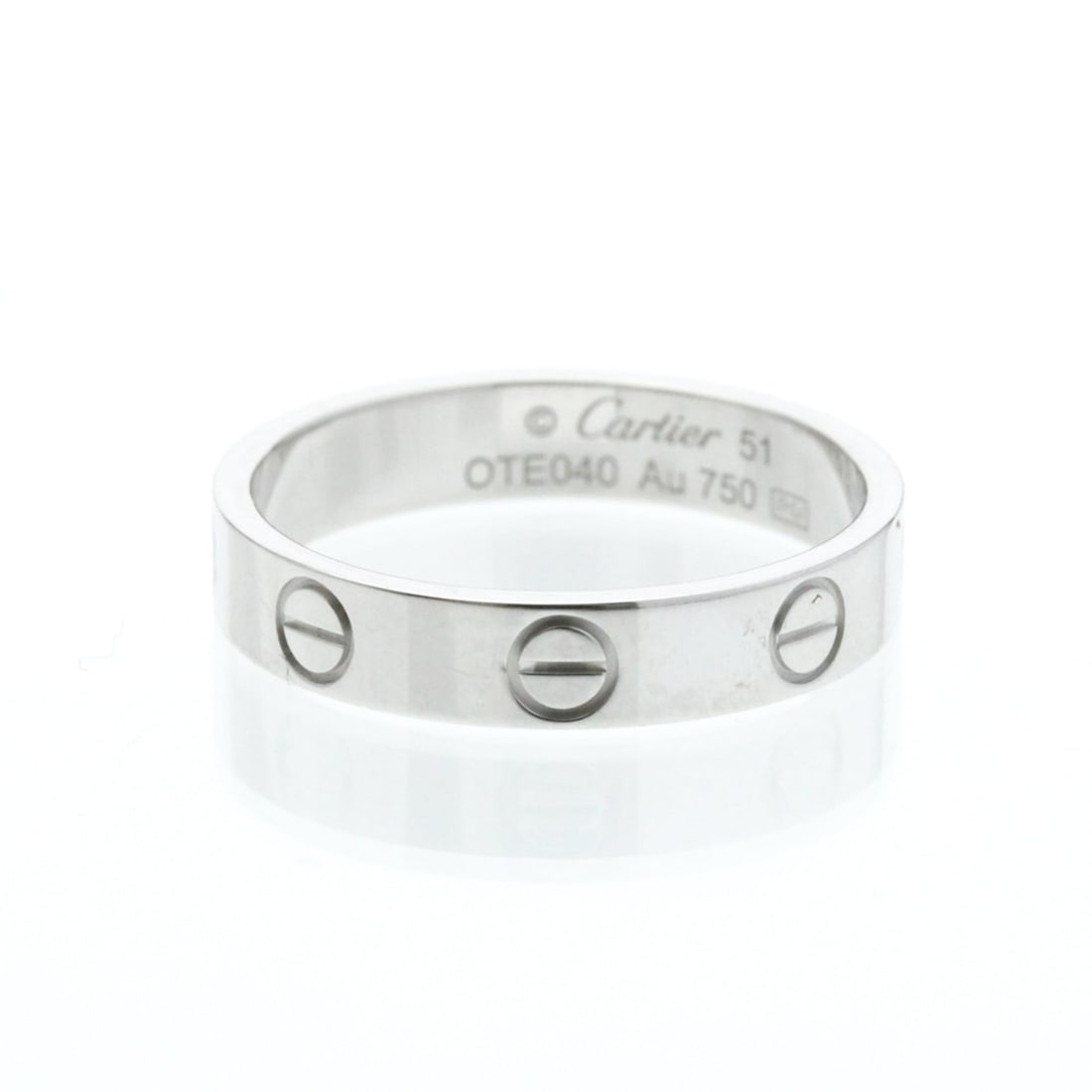 Cartier Mini Love Ring White Gold (18K) Fashion No Stone Band Ring Silver: --- Catalog ---Category: SizeWidth: 3.7mm / 0.15''Weight: 3.3g / 0.11oz.JP Size: 11US Size: 5 3/4Brand Size: 51Category: DesignType: Band ringColor: SilverMetal: White GoldStone: No StoneStyle: Fashio