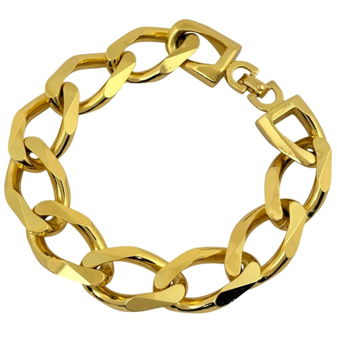 Christian Dior Chain Bracelet, GP Gold, Women's: --- Catalog ---Category: SizeLength: 21.5cm / 8.46''Category: DesignType: Charm braceletColor: GoldGender: WomenMaterial: Gold platingCategory: GeneralBrand: Christian Dior--- Item List ---Section: Co
