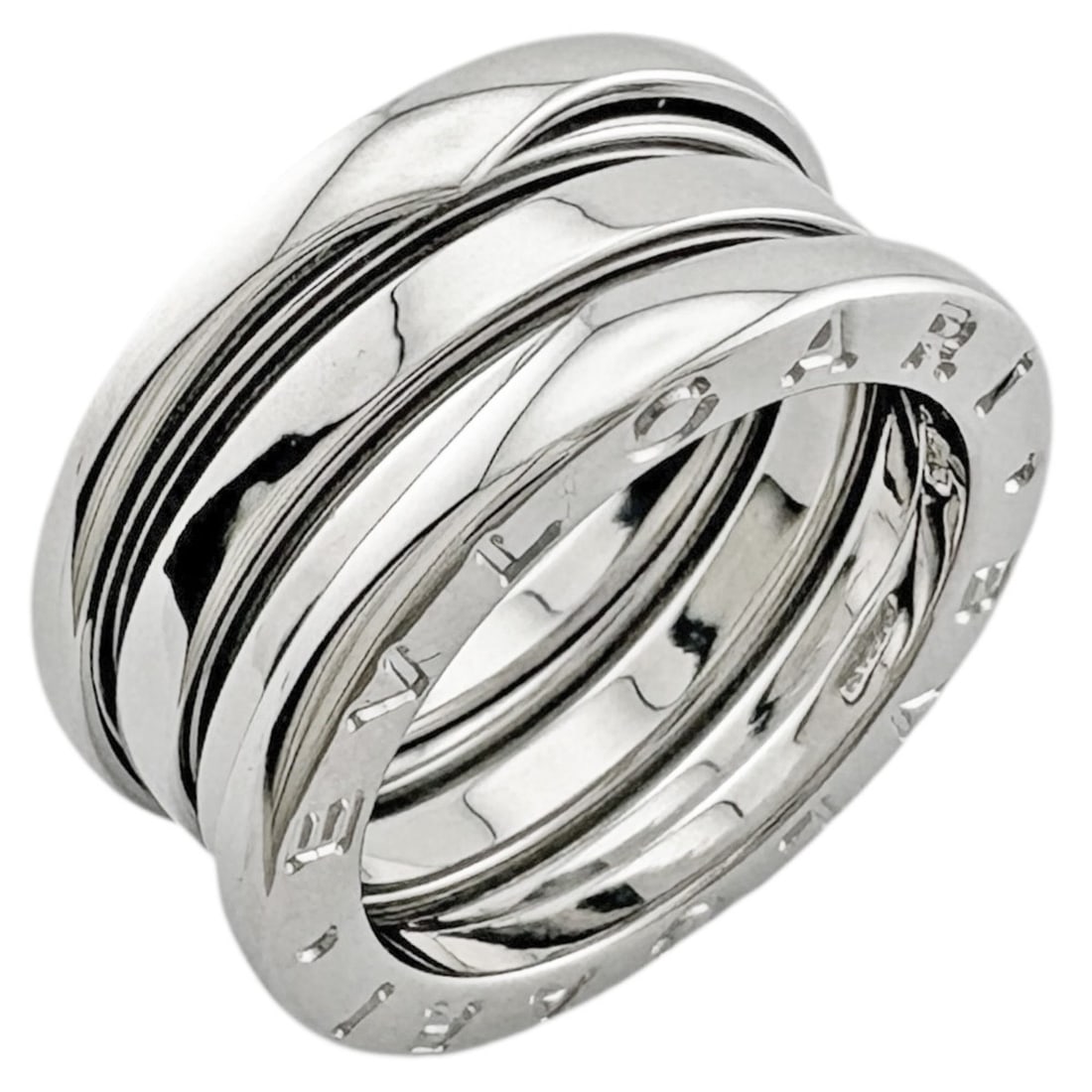 Bvlgari B-zero.1 3-band ring, 18k gold, women's, pre-owned: --- Catalog ---Category: SizeWidth: 9mm / 0.35''Weight: 8.4g / 0.29oz.JP Size: 8.5US Size: 4.5Category: DesignType: Band ringColor: SilverGender: WomenHandmade: YesMaterial: White gold (18K)Category: