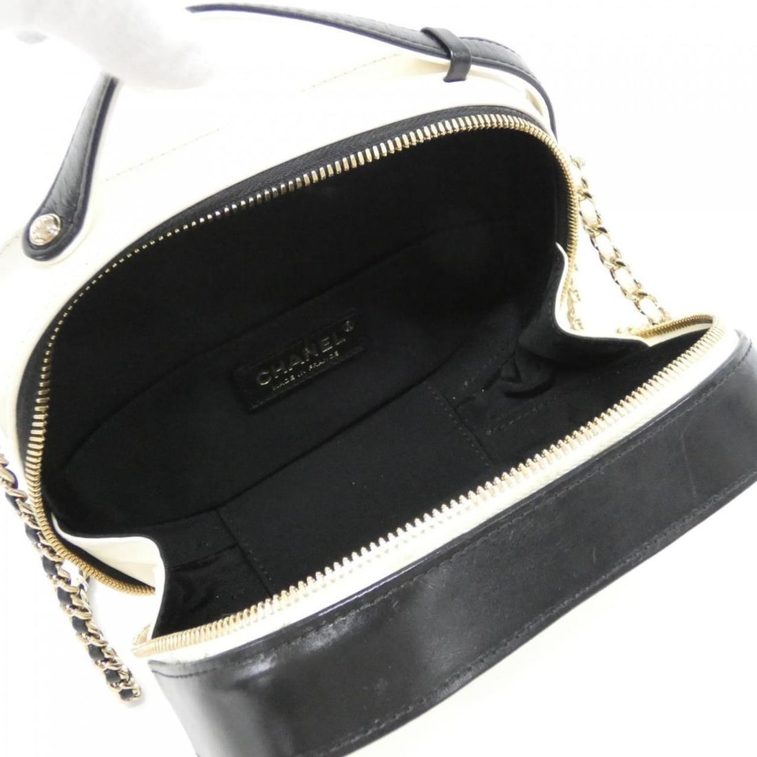 Chanel AS0200 handbag - 8