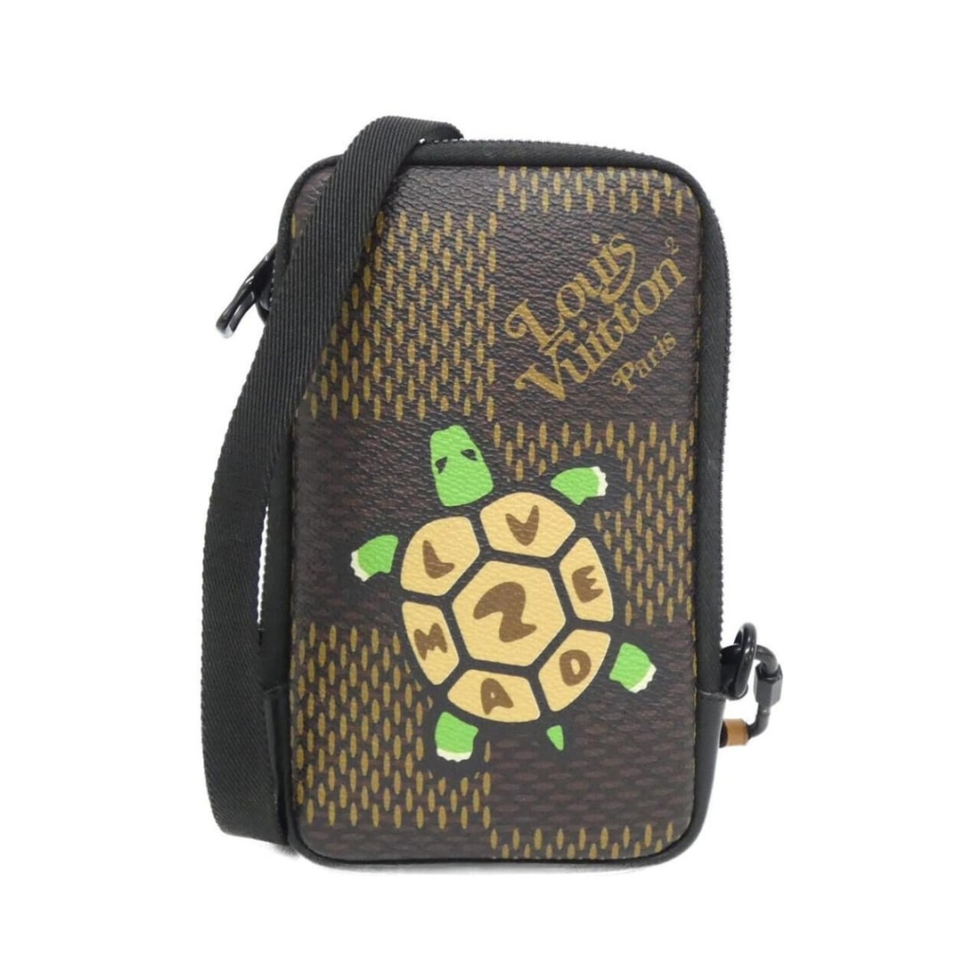 Louis Vuitton Damier Giant (LV Squared) Double Phone Handbag Pouch N40377 Shoulder Bag: --- Catalog ---Category: SizeSize (HxWxD): 19cm x 11cm x 4cm / 7.48'' x 4.33'' x 1.57''Category: DesignType: Handbag, Pouch, Shoulder bagColor: EbeneGender: WomenMaterial: Coated canvas Category: Gene