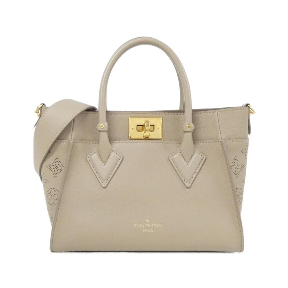 Louis Vuitton On My Side PM M20600 Handbag: --- Catalog ---Category: SizeSize (HxWxD): 20cm x 25cm x 12cm / 7.87'' x 9.84'' x 4.72''Category: DesignType: HandbagColor: GalleGender: WomenMaterial: Leather Hardware Color: GoldLeather/Fur Type: