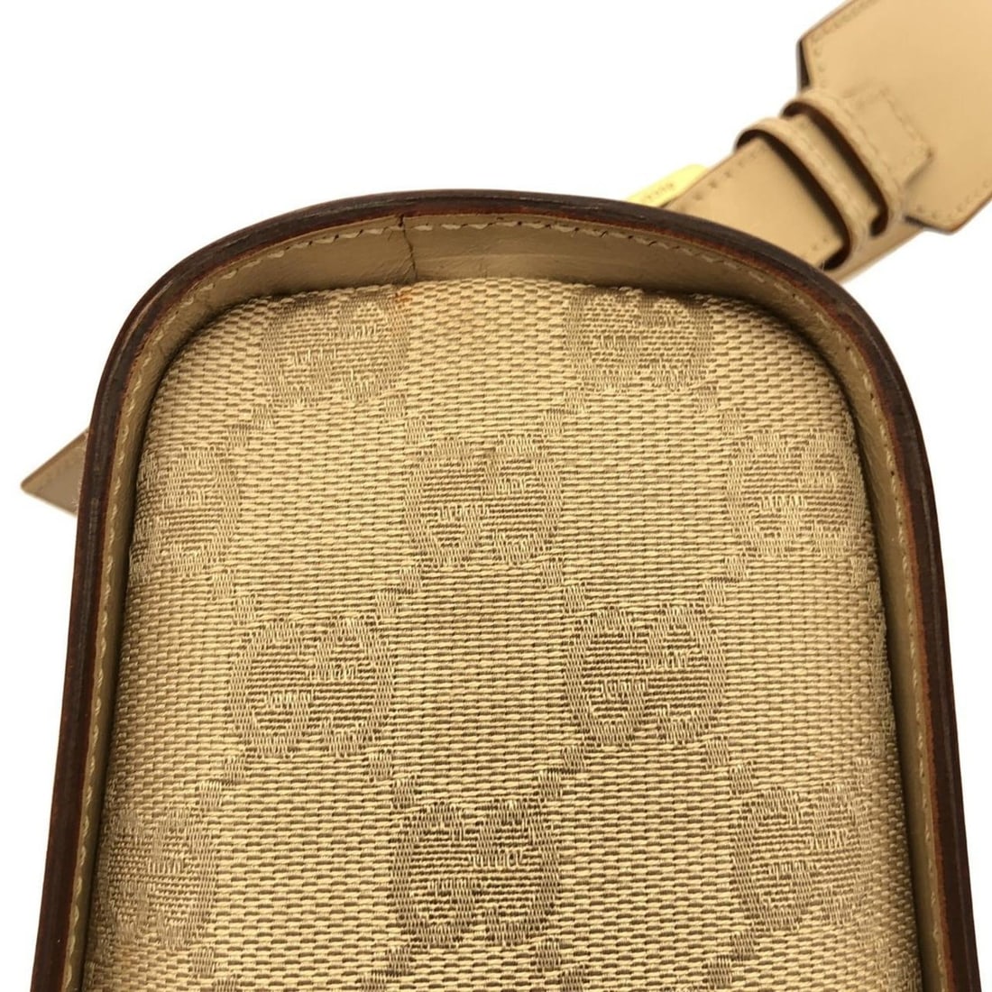 Gucci 92706 Shoulder Bag - 3