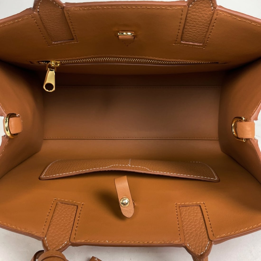 Gucci 92706 Shoulder Bag - 7