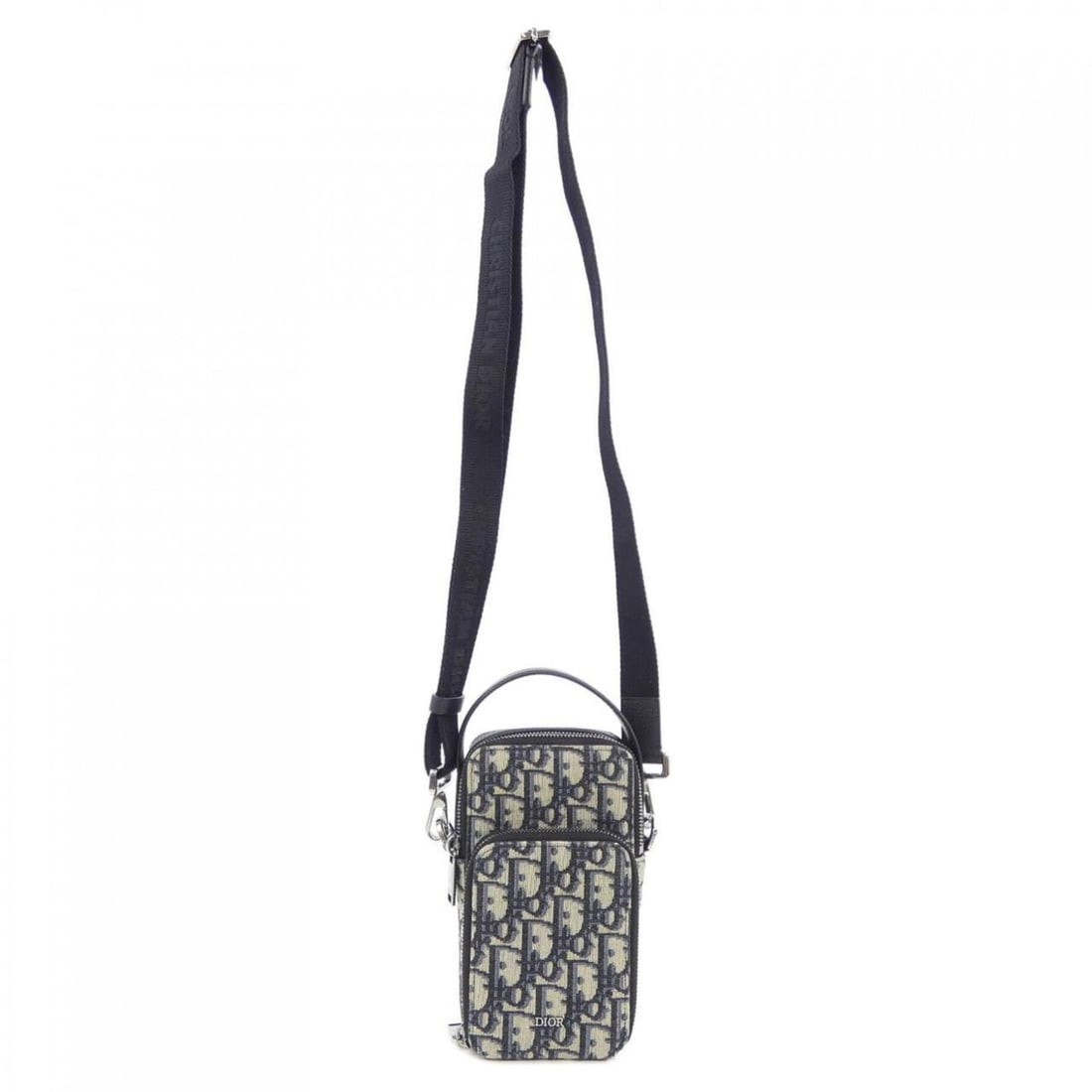 Christian Dior Dior Rider Micro Pouch in Oblique Jacquard 2OBCA326YSE Handbag: --- Catalog ---Category: SizeSize (HxWxD): 17cm x 10cm x 4cm / 6.69'' x 3.93'' x 1.57''Category: DesignType: Handbag, PouchColor: Beige, Black, NavyGender: MenCategory: GeneralMPN: 2OBCA326YSEBrand: C