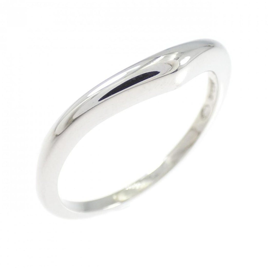 Bvlgari Wedding Ring: --- Catalog ---Category: SizeJP Size: 13US Size: 6.5Category: DesignType: Wedding ringColor: PlatinumGender: WomenMaterial: Platinum 950Category: GeneralBrand: Bvlgari--- Item List ---Section:
